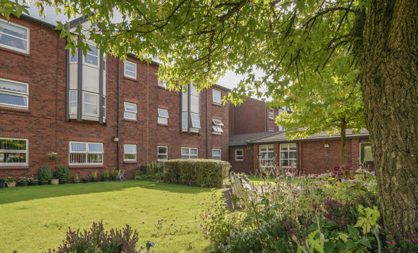 Ainsdale Court Externals01